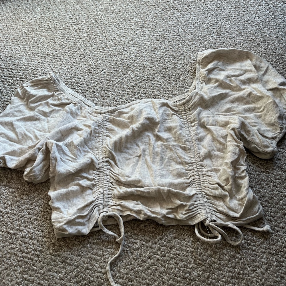 Wild fable peasant top size xl